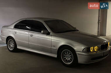 Седан BMW 5 Series 2003 в 