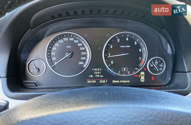 Седан BMW 5 Series 2011 в 