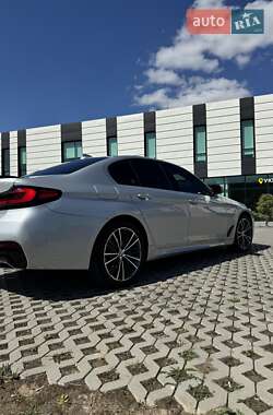 Седан BMW 5 Series 2020 в 