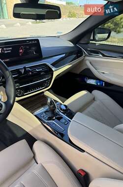Седан BMW 5 Series 2020 в 