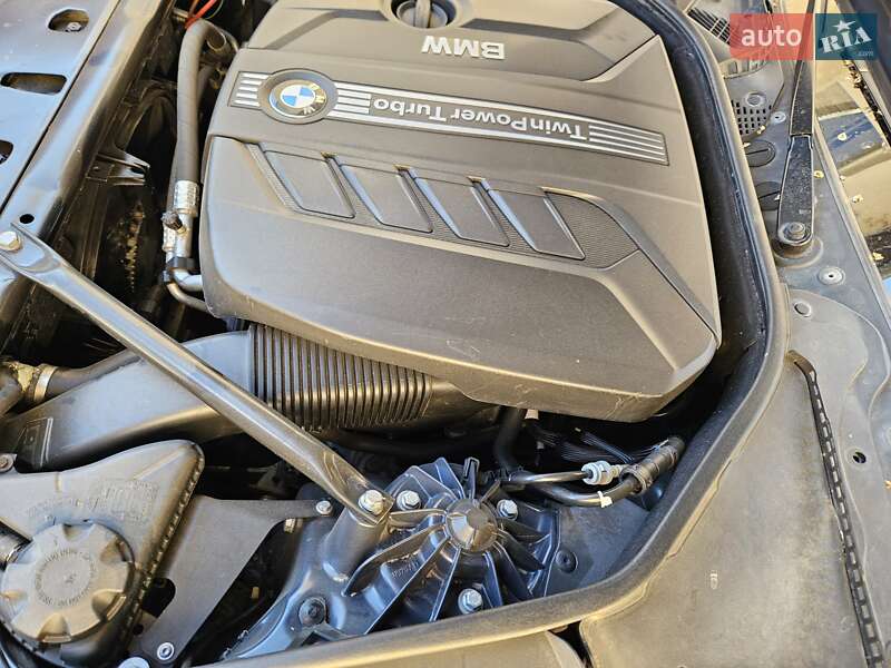 Седан BMW 5 Series 2013 в Ужгороде