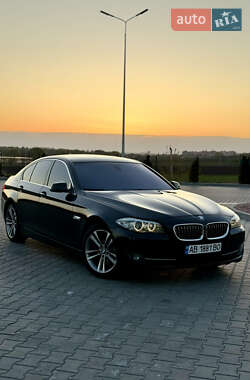 Седан BMW 5 Series 2012 в 