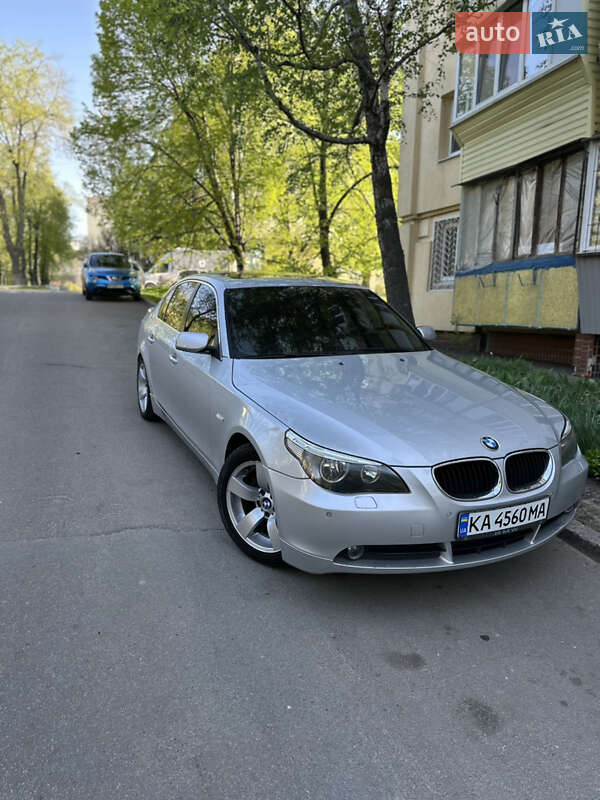 Седан BMW 5 Series 2004 в 