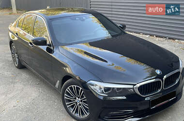 Седан BMW 5 Series 2017 в 