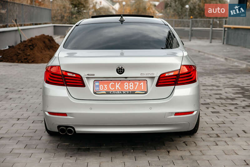 Седан BMW 5 Series 2015 в Києві