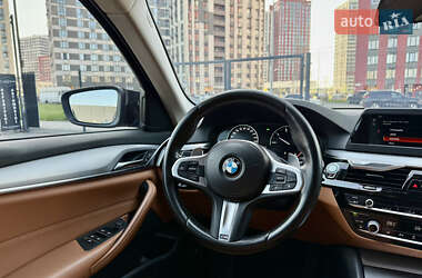 Седан BMW 5 Series 2017 в 