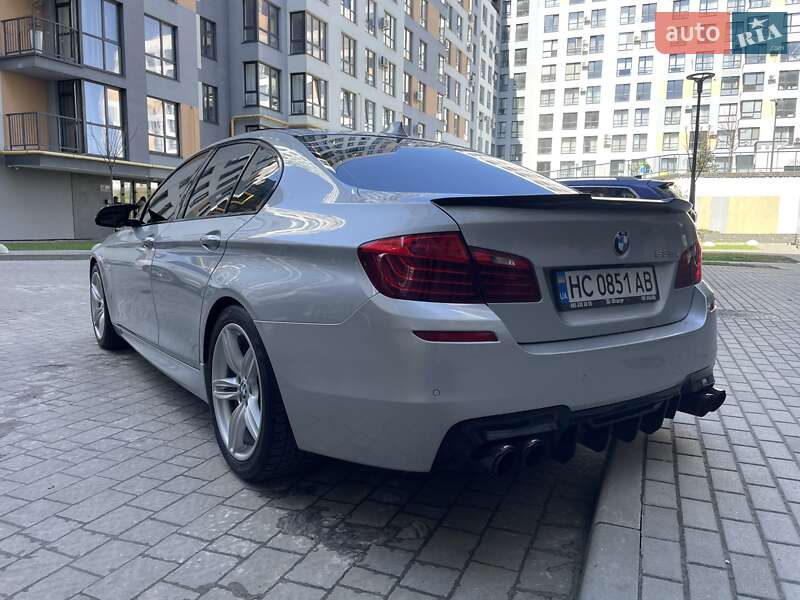 Седан BMW 5 Series 2014 в Львові