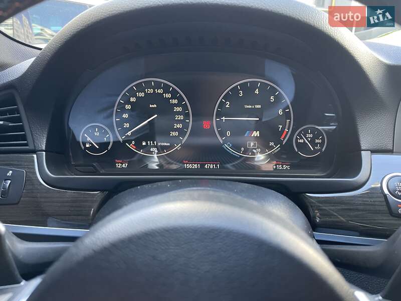 Седан BMW 5 Series 2014 в Львові