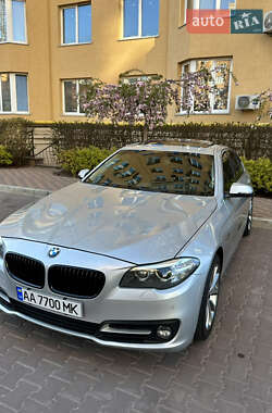 Седан BMW 5 Series 2015 в 