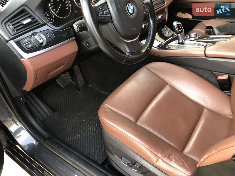 Седан BMW 5 Series 2010 в Кременчуге