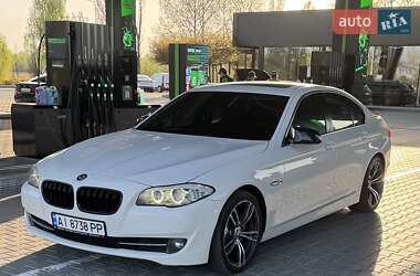 Седан BMW 5 Series 2012 в 