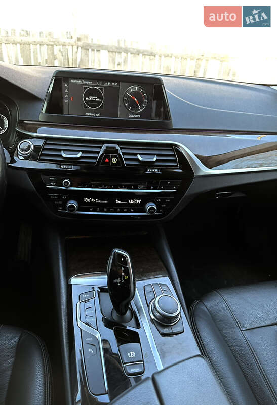 Седан BMW 5 Series 2018 в Костополе