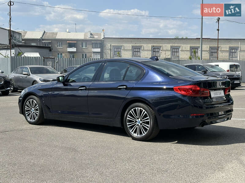 Седан BMW 5 Series 2017 в Киеве фото 5 Седан BMW 5 Series 2017 в Киеве