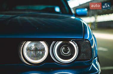 Седан BMW 5 Series 1993 в 