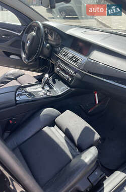 Седан BMW 5 Series 2011 в 