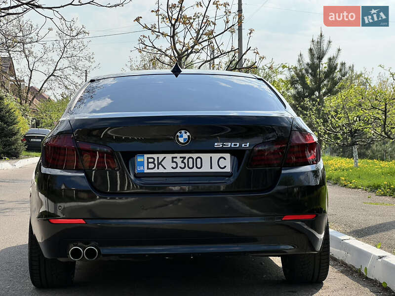 Седан BMW 5 Series 2011 в Рівному