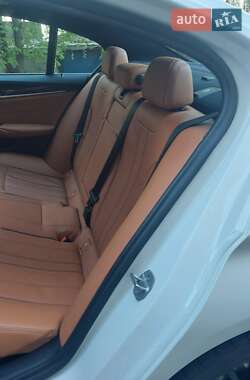 Седан BMW 5 Series 2018 в 