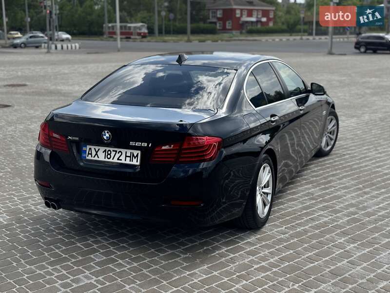 Седан BMW 5 Series 2015 в Харкові