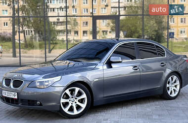 Седан BMW 5 Series 2005 в 