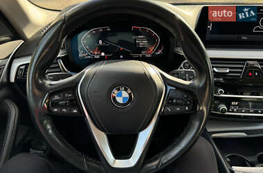 Універсал BMW 5 Series 2019 в 