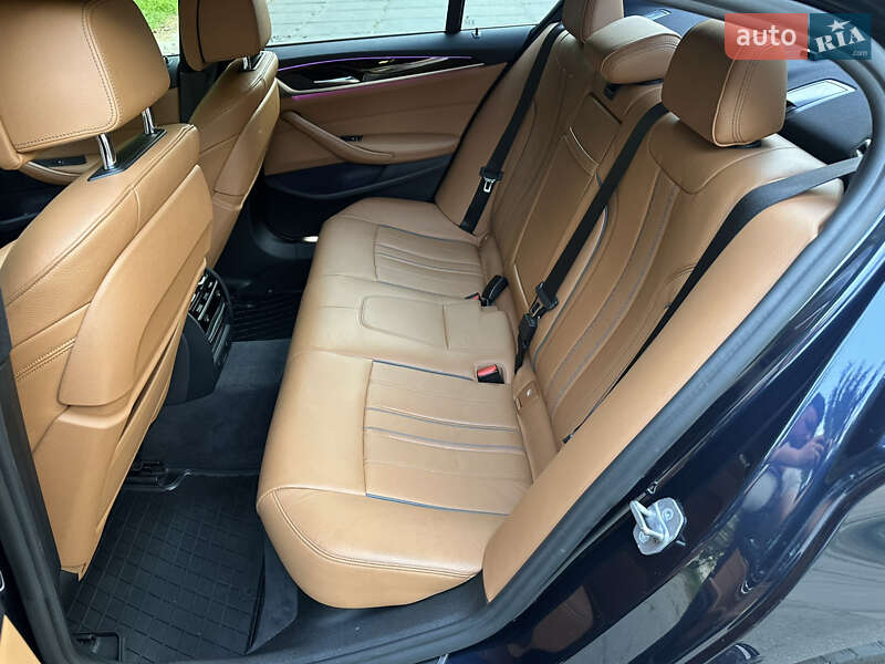 Седан BMW 5 Series 2017 в Києві