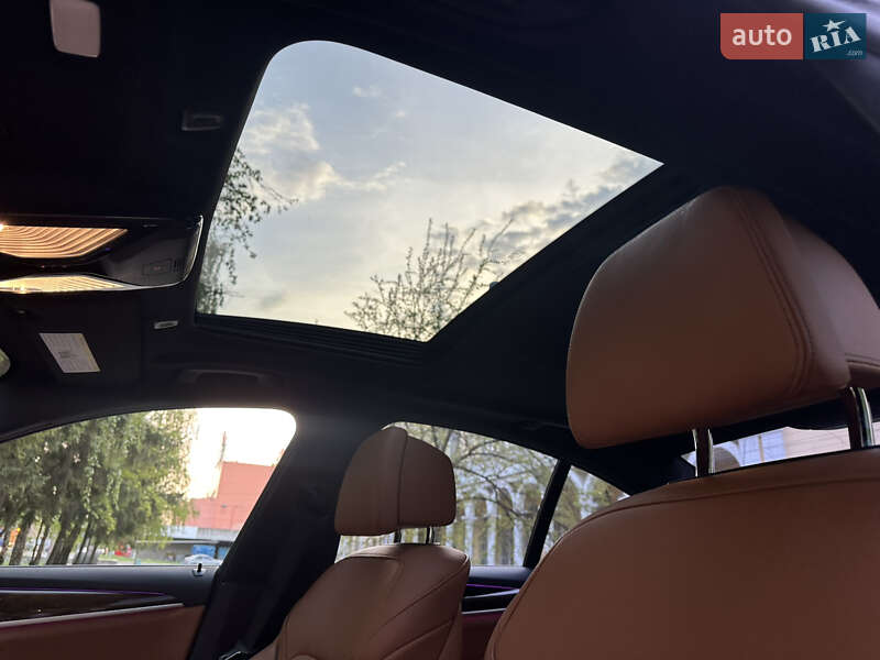 Седан BMW 5 Series 2017 в Києві