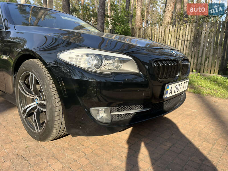 Седан BMW 5 Series 2012 в Києві