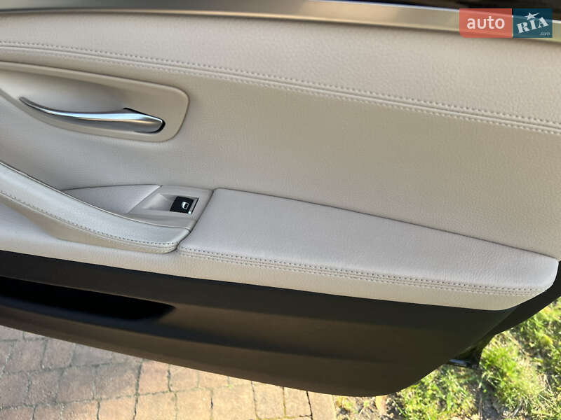 Седан BMW 5 Series 2012 в Києві