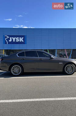 BMW 5 Series 2012