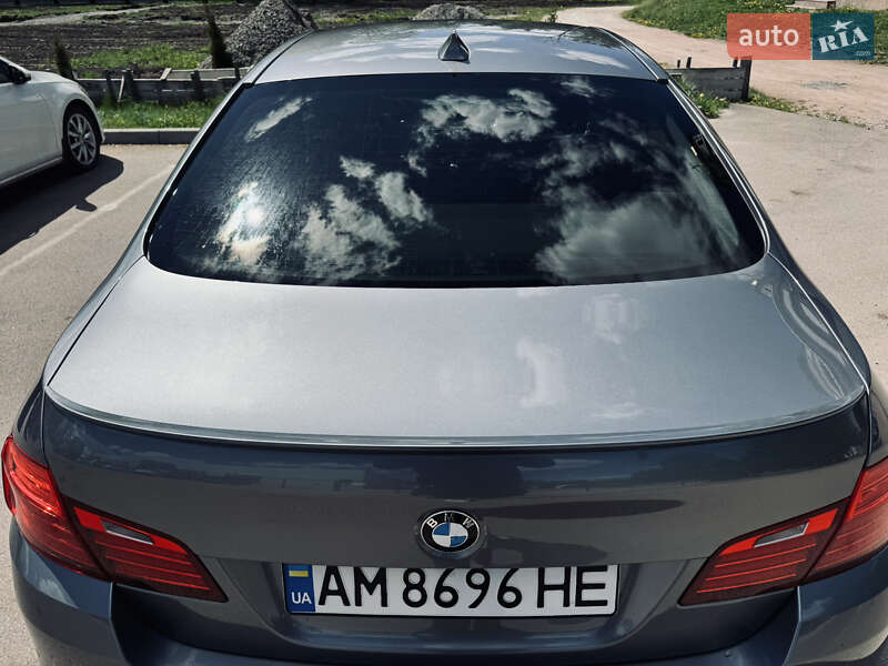 Седан BMW 5 Series 2015 в Житомире