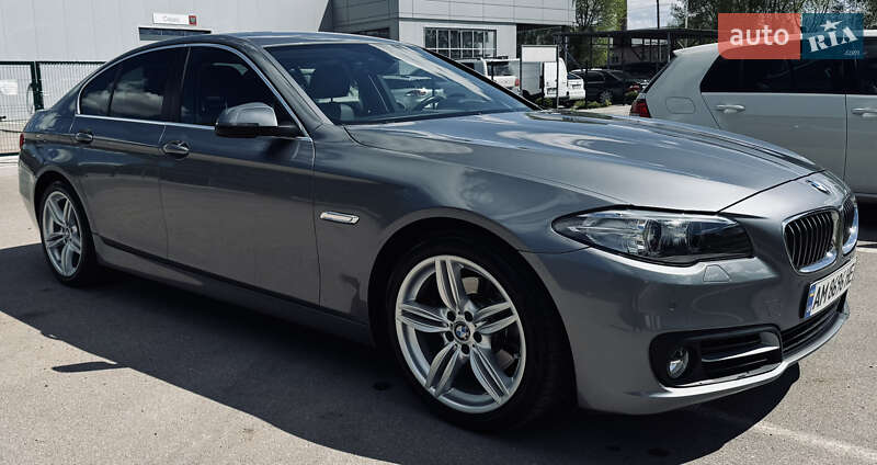 Седан BMW 5 Series 2015 в Житомире