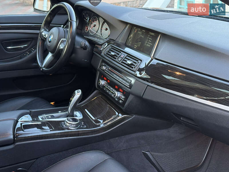 Седан BMW 5 Series 2014 в Вараші
