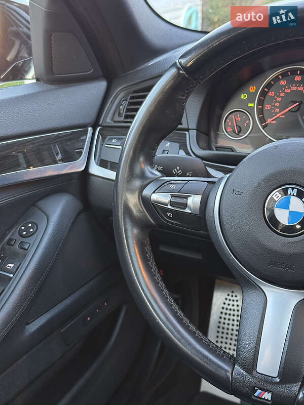 Седан BMW 5 Series 2014 в Вараші