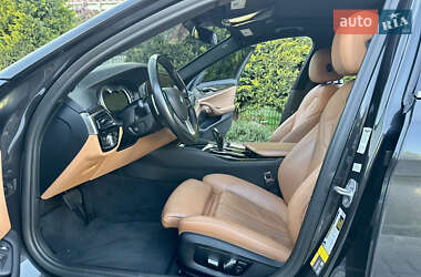 Седан BMW 5 Series 2019 в 