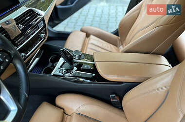 Седан BMW 5 Series 2019 в 