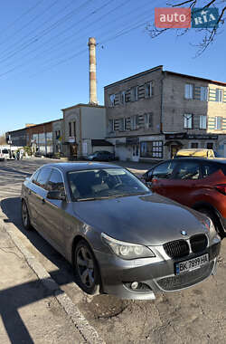 Седан BMW 5 Series 2007 в 