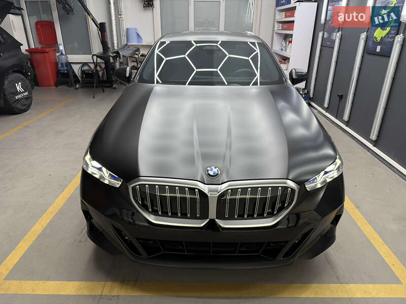 BMW 5 Series 2024