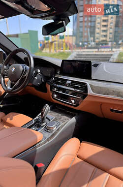 Седан BMW 5 Series 2020 в 