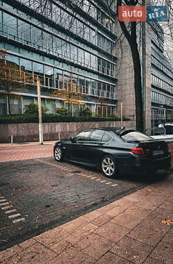 Седан BMW 5 Series 2011 в 