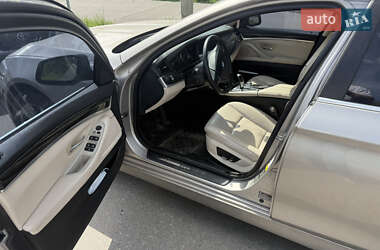 Седан BMW 5 Series 2011 в 