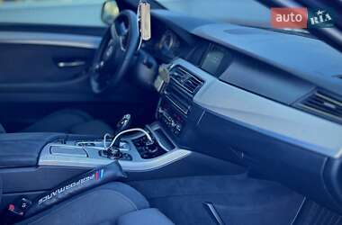 Седан BMW 5 Series 2012 в 