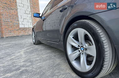 Седан BMW 5 Series 2008 в 