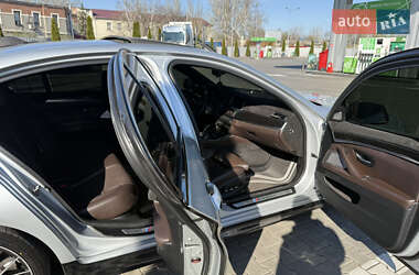 Седан BMW 5 Series 2012 в 