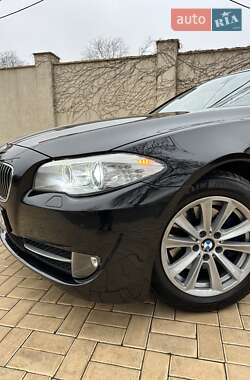 Седан BMW 5 Series 2012 в 