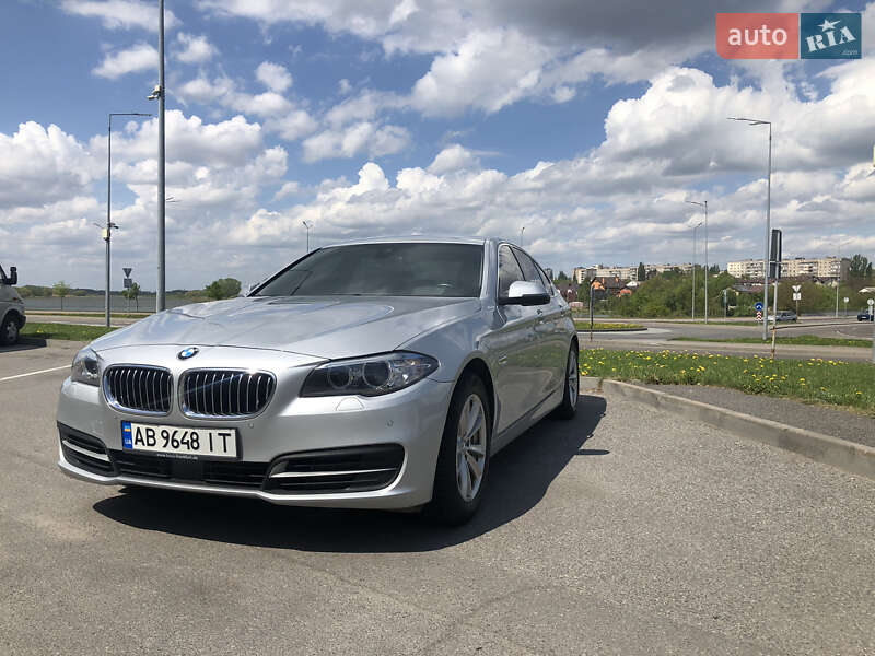 Седан BMW 5 Series 2014 в Вінниці
