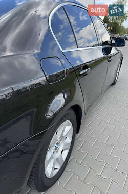 Седан BMW 5 Series 2005 в 