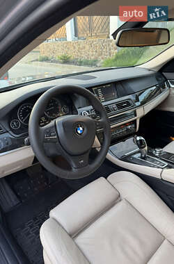 Універсал BMW 5 Series 2012 в 