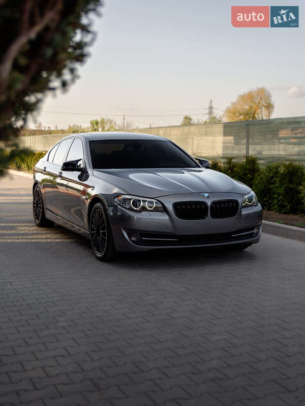 BMW 5 Series 2012