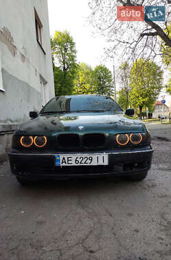 Седан BMW 5 Series 1999 в Луцьку