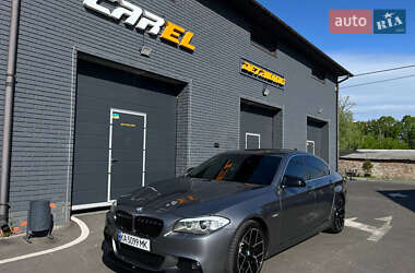 Седан BMW 5 Series 2012 в 